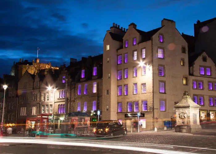 Edinburgh hotels near Georgian House